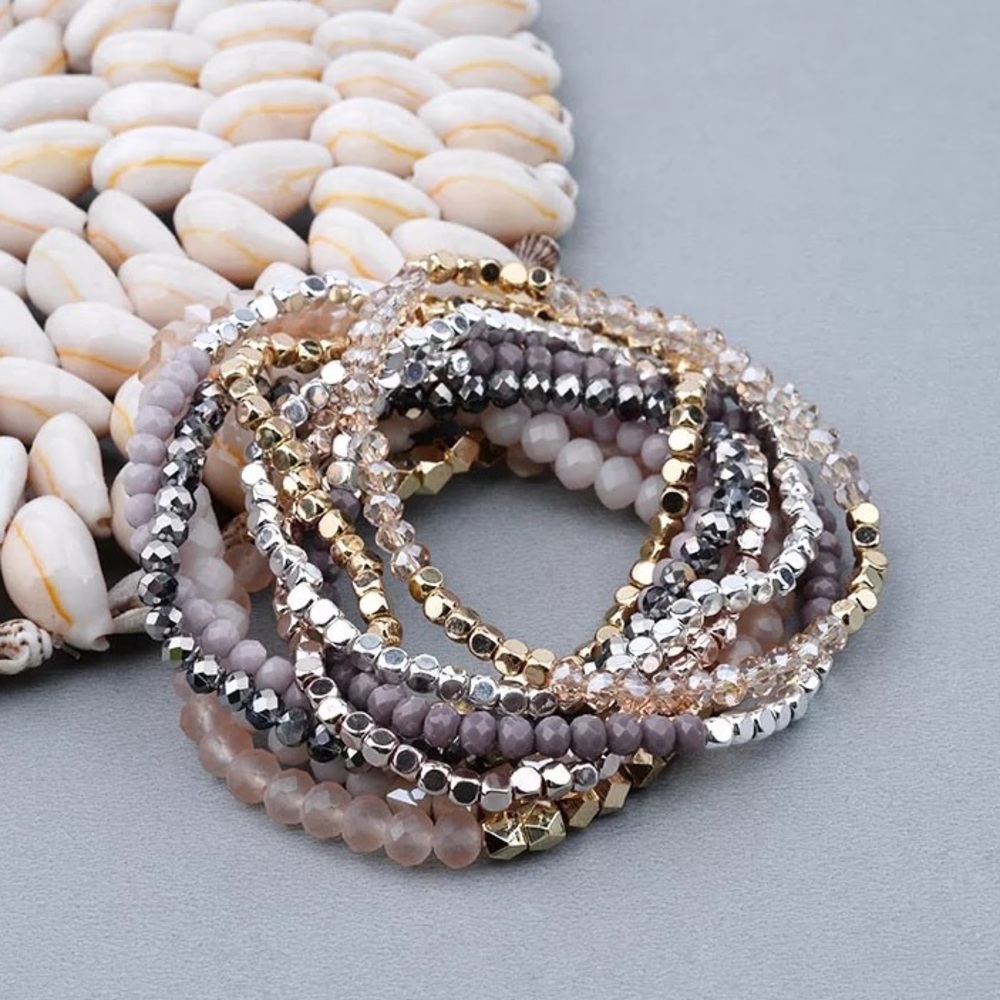 Shimmer & Gold Bracelet 🍾